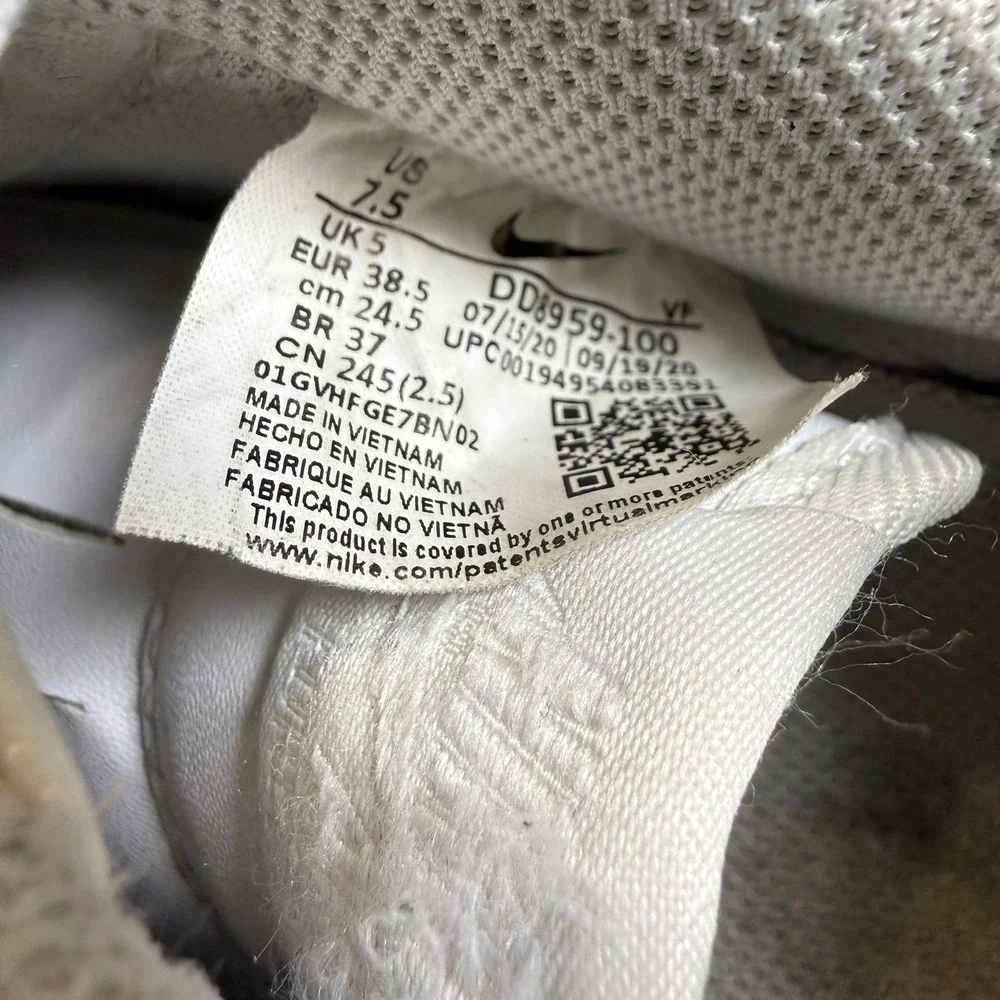 Nike Air Force 1 Low '07 Womens Size 7.5 Triple White Sneakers‎ DD8959-100